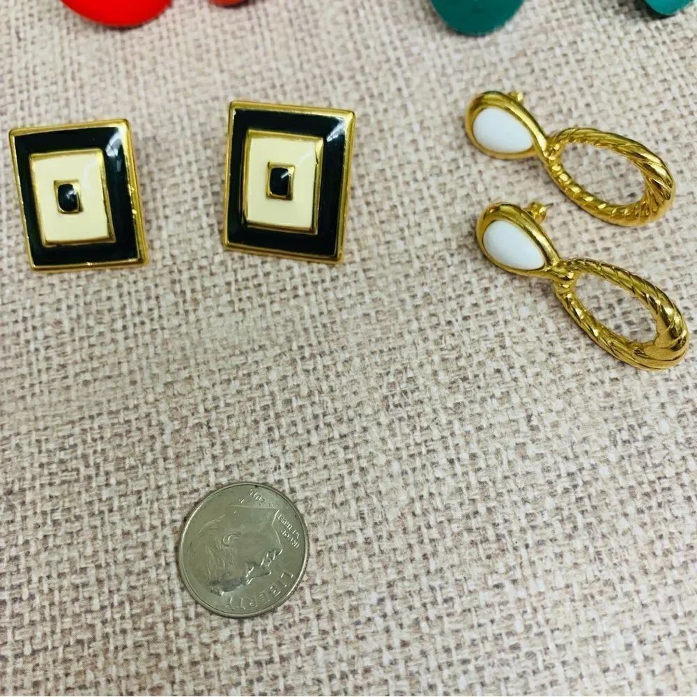 VTG Earring Bundle - Picture 4 of 4